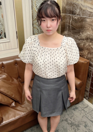 Newcomer ⅤTbr who is about to receive the silver shield and whose number of registered members is sluggish. Acting guidance from a big cock masturbation artist who will make you forget your shyness.