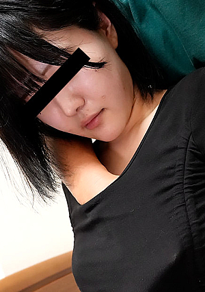 Making A Married Woman Cum With PtoM Play! Vol.2 - Karen Nishizaki