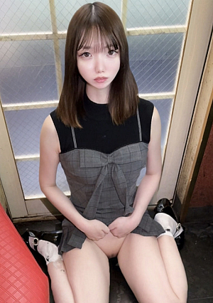 [Show your face] Please forgive me... Kawashima, who works at Ueno's girls, can't pay back and retaliate with tears. / Despite resisting, she cums over and over again, she cums in a massive amount of creampies...
