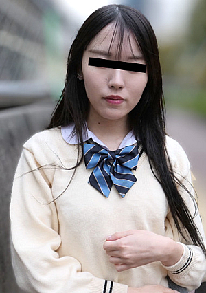 On the train : Moeka Yamashita