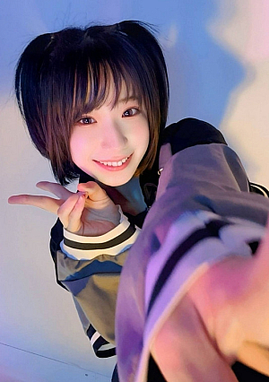 [High-definition 4K version distribution] Former idol brings miraculous moments with a presence that is even greater than that time