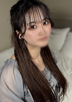First shoot [No] [Creampie 2nd round] Elite J-slut with big butts who look like Yuuchami, and cunnilingus on her hairy pussy, gets excited and gets so excited that she has a massive creampie shower and has sex with her again after having a refill of sex ※Bonus included