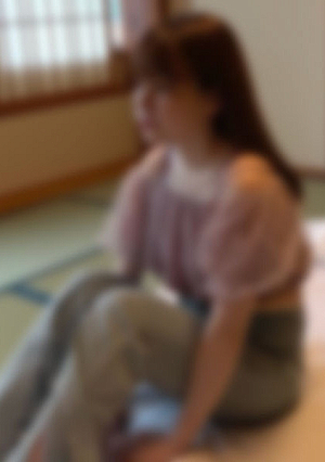 [Uncensored] [Individual Shooting] I was an exquisite slender 5th grader who descended into a Japanese-style room and attempted himself** Retreat from the receiving end of the negative chain.