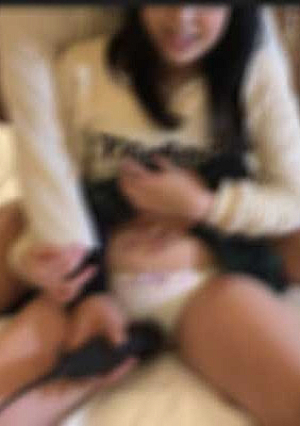 [Uncensored][Amateur Individual Shooting] It looks very serious and hidden perverted, and the vagina is melting with erotic to**ure.