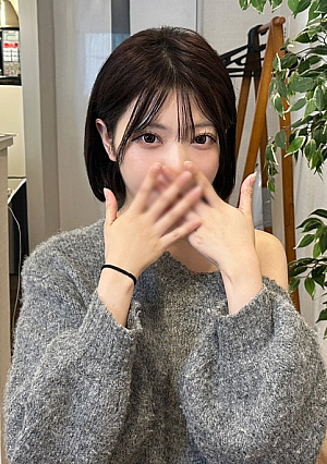 [First shoot] Fair-skinned model F-cup Mizuki suddenly changes when a big cock is inserted, saying, "No... it feels good...'' Her ultra-sensitive body keeps cumming with intense pistons, and swallows all the hot semen.