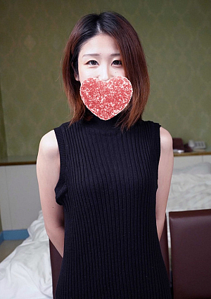 (High-quality bonus, main feature face exposed, uncensored) A 24-year-old amateur who wants to appear in an adult video, I gave him a creampie after the interview.