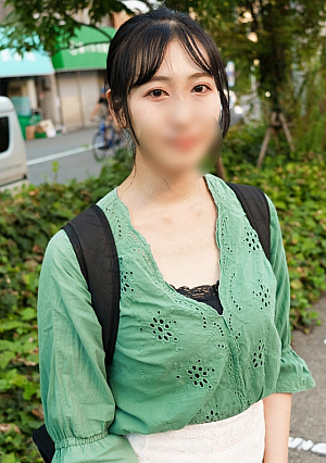 171 cm tall, big breasts, a girl from the countryside who just moved to Tokyo, whom I met through a dating app. Contrary to her serious appearance, she licks his big cock and says, "She was a lewd woman who wanted to be creampied.''