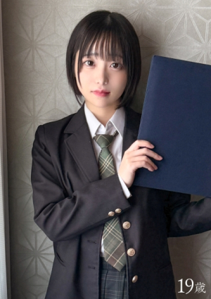 I took a commemorative sex video from my first date with a short-cut girl with small breasts.