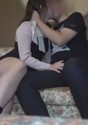 Dating [slurping] He had an amazing deep throat technique that reached the back of his throat.