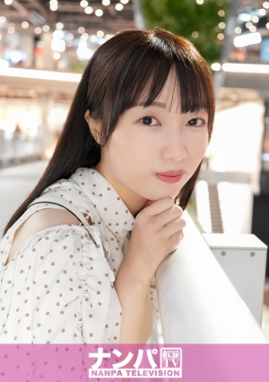 A dark feeling creeps up on her pink nipples... She has a young body that twitches like a fresh fish when she picks up a super sensitive college student at a bar. A real softie, first shoot 2231