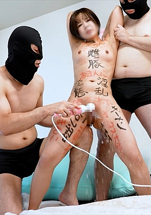 351_[Dirty language graffiti sex] Please make more of a mess. Defile the delicate and neat Hana-chan with obscene graffiti and 3P creampie. She is a perverted woman who loves sex even more than the dirty words written. Hana-chan Chapter 3 [Overseas version]