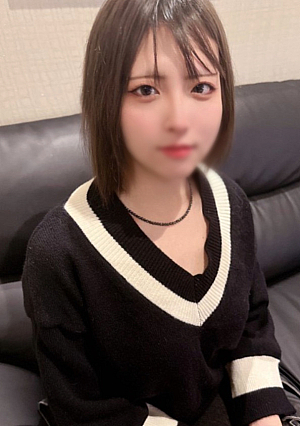 [If you find out, you'll be fired immediately] I took home an innocent new E-cup girl (20) who has been working at a girl's bar for 1 year ♥ She made an innocent face and got a uterine cancer thrust, and I creampied her continuously while exposing her melty face ♡