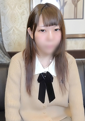 (Main story face showing) A large student with a reason takes on a sex video to earn money and completes the insemination with a tight body and shaved pussy to the maximum excitement level without hesitation and a large amount of creampie