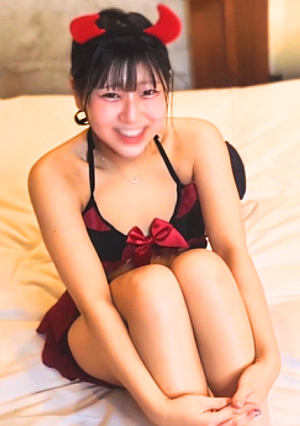 [No] Limited to 20 additional items *Female ⚪︎ Raw Saki (20 years old) 50cm dildo and 3-hole squirting makes it junk lol Gee Irama Saddle tide Ass tide well full complete www