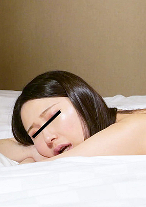 A sexy older woman who thoroughly licks every inch with her intense tongue sk**ls, even down to the anus