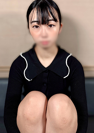 Hairy Jungle [None] [Creampie] A beautiful woman with a plain and happy face had hairy hair. She is a compliant and timid girl, and she is treated as she pleases, and ends up with a lot of creampie in the end while sweating. *Bonus included.