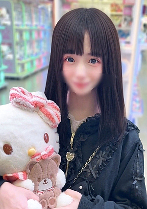 [Prepare for a deficit] 48cm tall/Rikko with an innocent smile, I couldn't resist her petite and soft beautiful breasts and ended up creampieing her