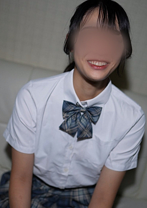 *New work* Fall in love at first sight with the super beautiful convenience store capacity. After part-time job, go to a love hotel ♡ 18-year-old model body type, firm max boobs, easy to get wet. First sex while holding her in love. Which do you prefer, my boyfriend or me?//