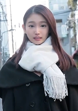 A 20-year-old highly educated junior high school student who aspires to be an announcer. First and last, the only sex shot in her life taken before job hunting *Limited quantity