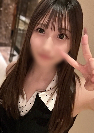 Face showing lifted [No] [Massive creampie 2nd round] Reunited with the minimal beauty and enjoyed the small breasts and big ass, and I shot two large creampies into her tight pussy *Bonus included