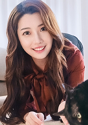 Asia Girl's Portrait Collection: Qiqi