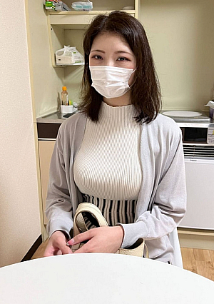 [F-cup saggy big breasts] A quiet and elegant wife's tongue usage is unexpectedly erotic and has excellent sensitivity, making it irresistible [Wife-chan Warehouse] *Review bonus included