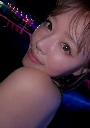 77 Mako A national treasure-class beauty who is more than saffle and less than a lover