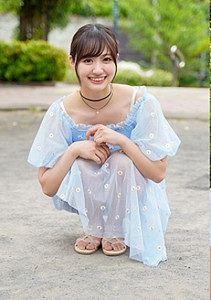 [Gymnastics club female college student] Cuteness 100 level (21 years old) A soft-bodied lady who can easily poke deep into the pussy with her legs over 180 degrees.