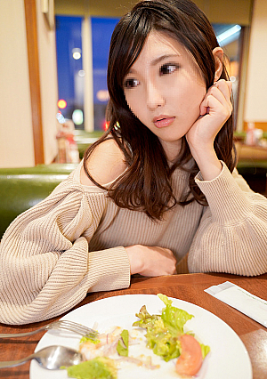 Enrolled in Waseda University Faculty of Science and Engineering A slender science princess 19-year-old innocent body is developed by vaginal cum shot