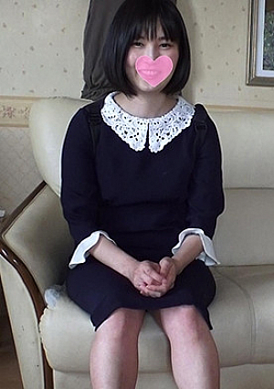 Original personal shooting Aoi-chan 19 years old New college student from spring 19 years old Ubu but curious I experienced too many things and my head was crazy Fountain fireworks launch Gonzo video
