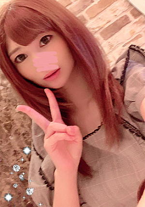 Transcendent cute 19-year-old hostess Emma Out-of-store date raw vaginal cum shot Succeeded in private Gonzo sex with a popular hostess