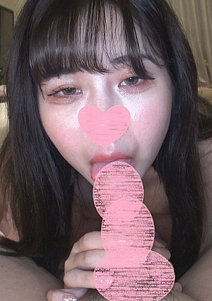 A beautiful girl who feels an overwhelmingly transparent and ephemeral atmosphere It was surprisingly sensitive and lively High-quality version review benefits included Personal shooting original