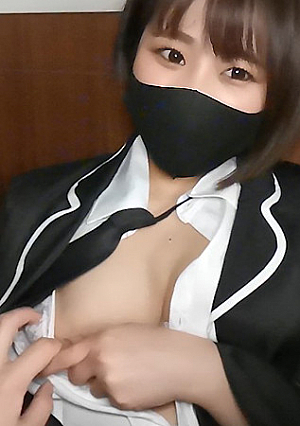 First shot Uncensored Individual shot Super serious JD is the first daddy activity and uniform play vaginal cum shot There is immediate deletion of body baldness