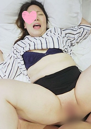 No Amateur Individual Shooting Takeaway Picking Up Girls With A Strangely Sex Appeal My Wife Is A Mother Of Two C**ldren Who Supports The Family Budget Instead Of An Unemployed Husband Massive squirting affair cum shot