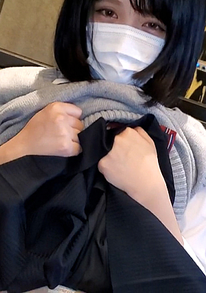 Limited number of first shots Uncensored Innocent and obedient beautiful girl is brought into a closed room and vaginal cum shot is usually pretended to be serious Bonus first appearance blowjob mouth ejaculation