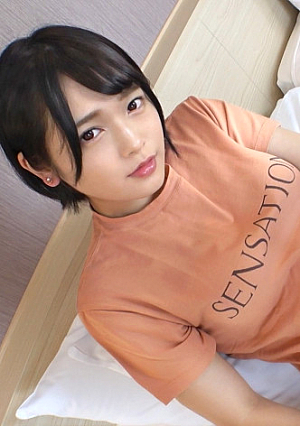 [First shot] [Innocent sensitive body] [Moisturized innocent eyes] An inexperienced convenience store clerk who has only experience with a boyfriend appears. Go .. AV application on the net  AV experience shooting 1662