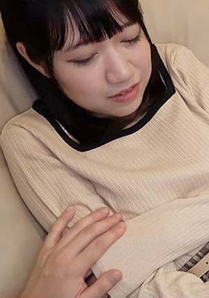 Cute JD 19-year-old color black and white hair Slender and beautiful breasts perfect girl Creampie is absolutely useless but it feels too good and fo**ed vaginal cum shot