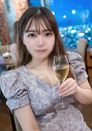 First shooting appearance cinema style Uncensored Limited number of sexual curiosity can not be suppressed Glamorous body with hanging Hcup It is sandwiched between H milk and fucking twice after serving