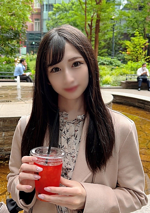 Limited number of first shots Uncensored A beautiful office lady with a beautiful appearance who has been separated from the company because she joined the company