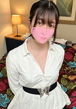 Excited by the bouncy muscles of a beautiful sports girl who is devoted to danceEven though she is shy she shoots a large amount into her genitals