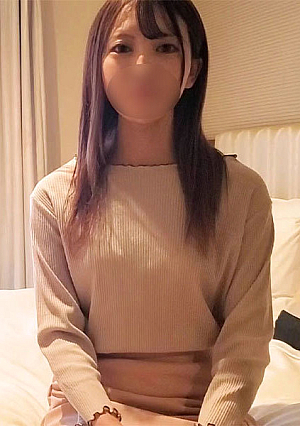 First shot complete appearance Gonzo Personal shooting It is a Gonzo video with a neat and clean beautiful female college student It is valuable because it is difficult to get a c**ld at this level with a complete appearance