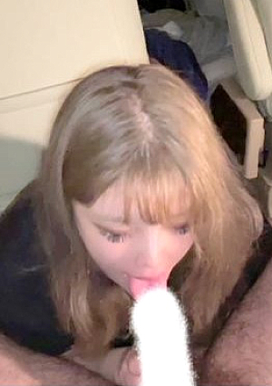 Shock I made my friend wait outside and gave me a blowjob in the car and then I fucked it ww