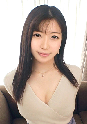 [First shot] [Beautiful ass with outstanding luster] [Unfaithful beautiful wife] A beautiful wife who is slender but has beautiful body parts is excavated. I do not know .. Application amateur, first AV shooting 270