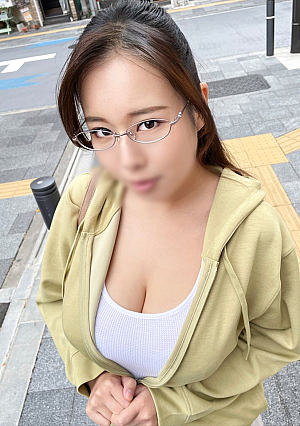 Big breasts glasses sober c**ld caregiver 25 years old J cup big breasts shaking vulgar ascension Gangimari