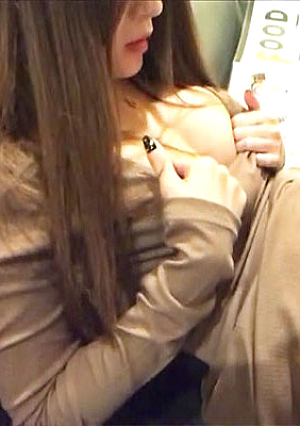 Personal shooting Creampie When I went to karaoke with a slender beautiful married woman I came in provocative clothes so I forcibly made a vaginal cum shot from exposure