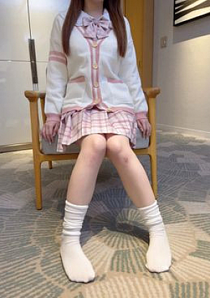 18-year-old perfect body Nanami Unauthorized publication with a story to me This is the last with a shocking confession Early discount purchase privilege available