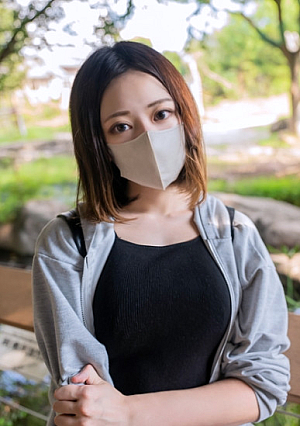 Limited number of first shots Uncensored Cinema style born with a nasty Ecup big tits professional student Kansai accent A frank girl with a Kansai accent suddenly changes to de M and 2nd student creampie