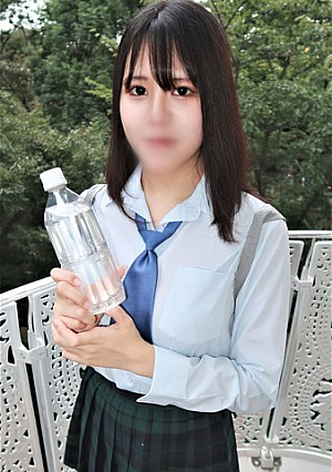 Consecutive vaginal cum shot Teenage black-haired girl with G-cup divine breasts Removed the condom secretly and twitched with a raw cock