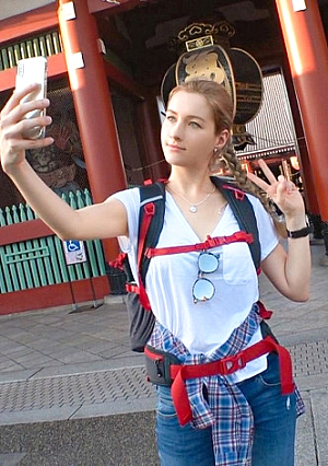 Seriously Flirt, First Shot 1394 Why Are You Going To Japan So You Picked Up A Russian Beauty In Asakusa And Thinked Of A Rich Japanese Hospitality? I want to try it again and again