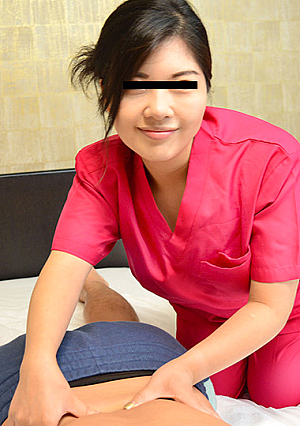 Amateur work: A Sexually Lustful Esthetician Stimulates Her Erogenous Zones When Her Favorite Male Customers Come To The Store